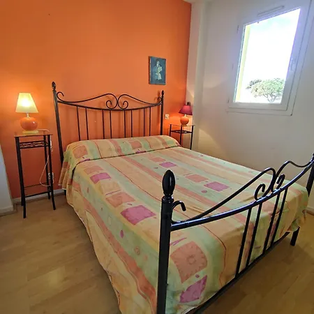 Apartment 30, La Palmeraie Au Village Naturiste